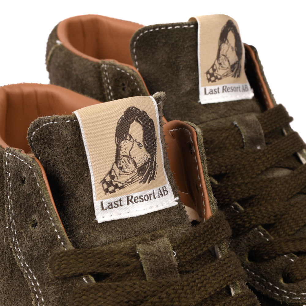 Last Resort - VM001 Mid Dane (Bronze Green/Black)