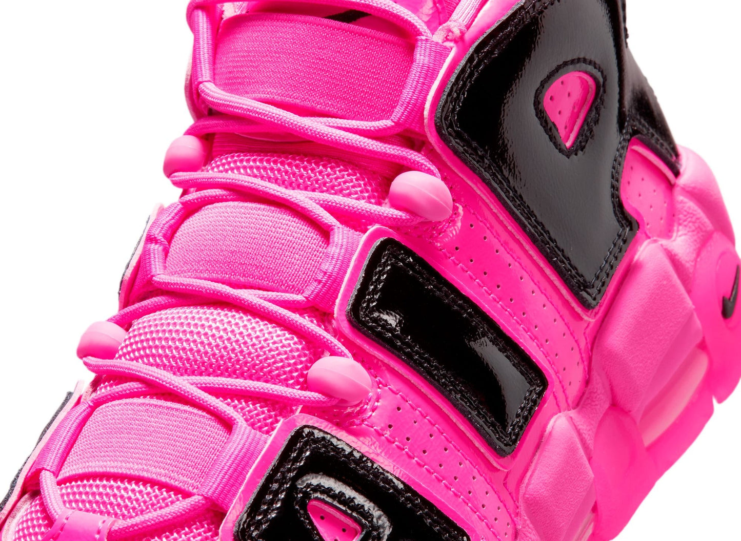 Women's Nike Air More Uptempo SE in Pink Blast / Black