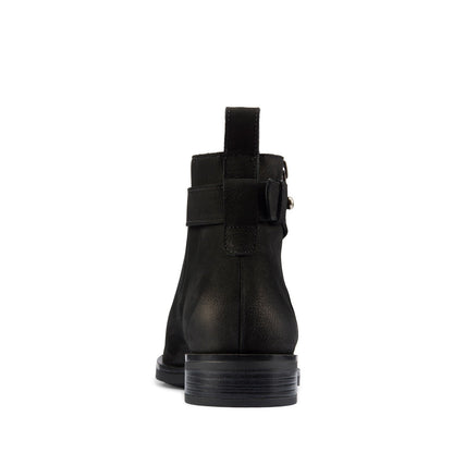 Clarks Memi LO 26162170 Womens Black Nubuck Zipper Ankle & Booties Boots