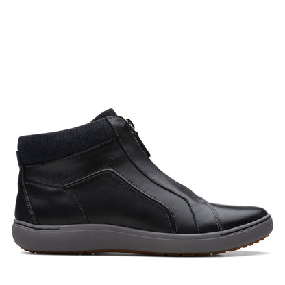 Clarks Nalle Lo AP 26168539 Womens Black Leather Ankle & Booties Boots