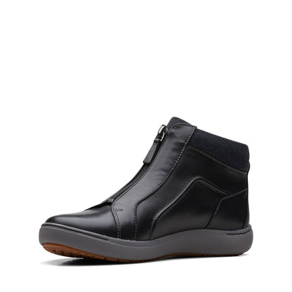 Clarks Nalle Lo AP 26168539 Womens Black Leather Ankle & Booties Boots