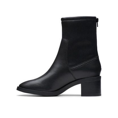 Clarks Lileigh Holly 26179638 Womens Black Wide Ankle & Booties Boots
