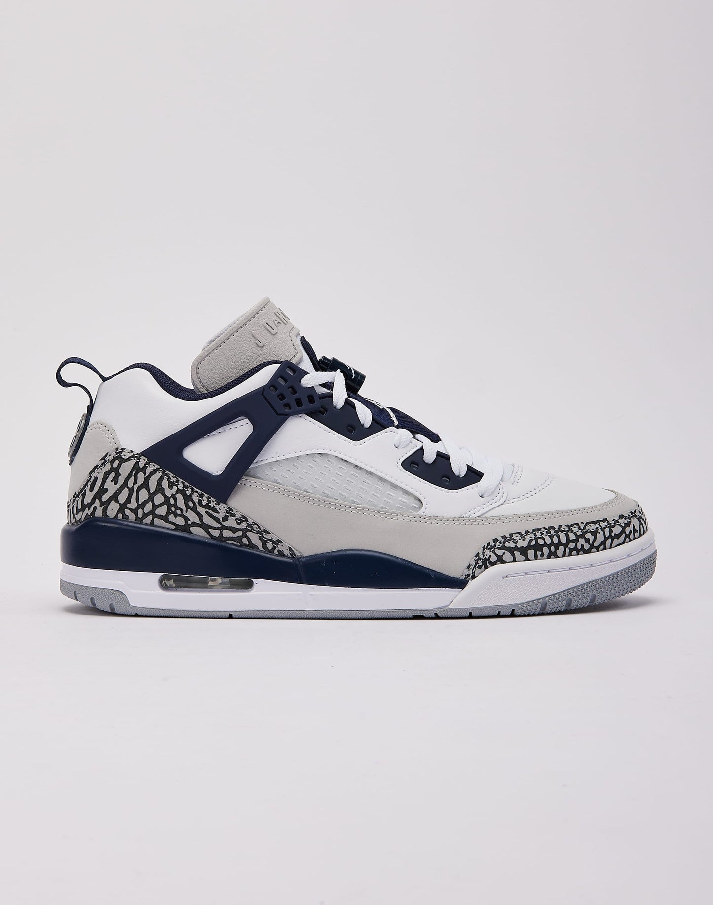 Jordan Spizike Low