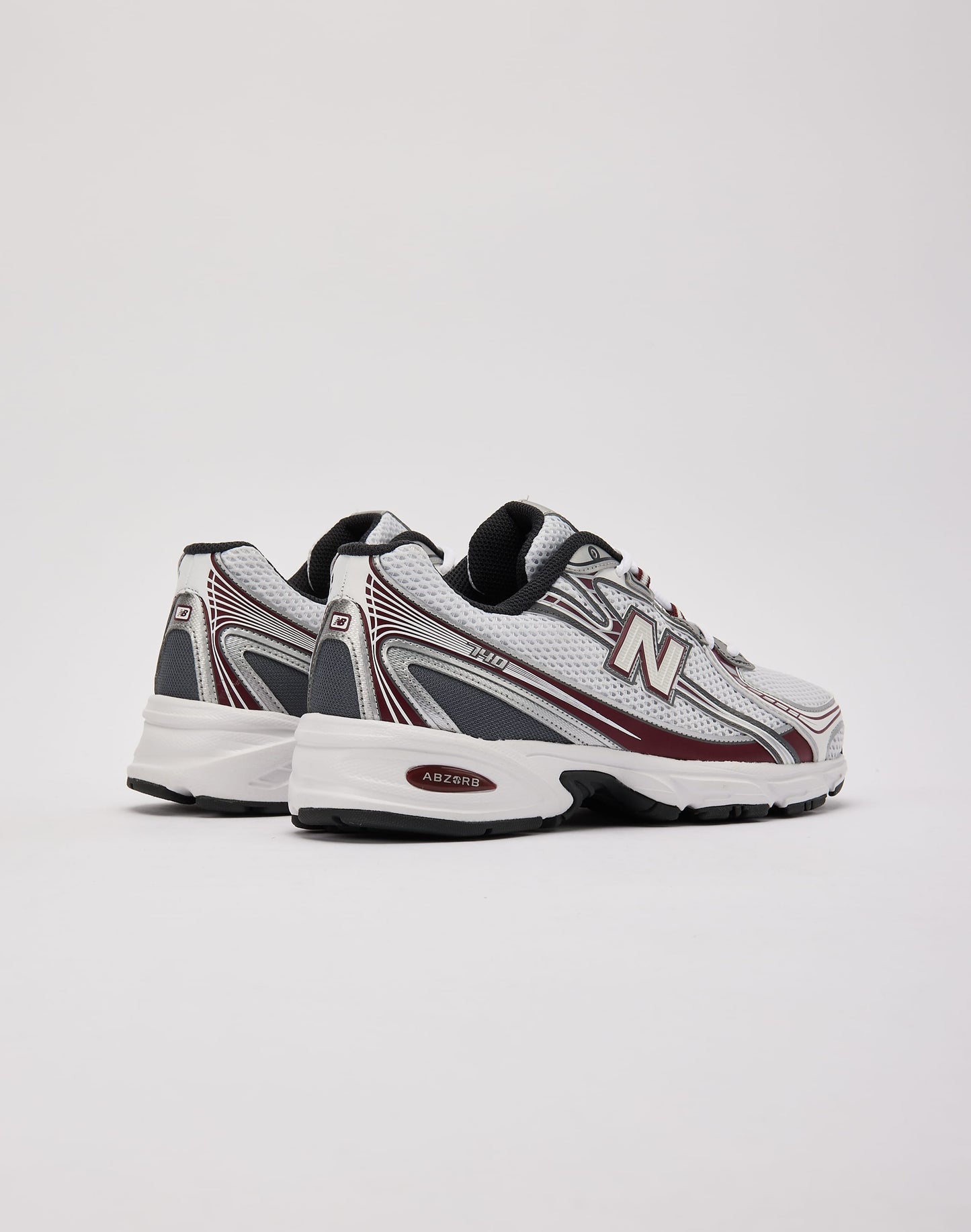 New Balance 740