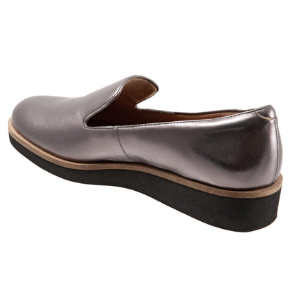 Softwalk Westport S2011-033 Womens Gray Leather Slip On Loafer Flats Shoes