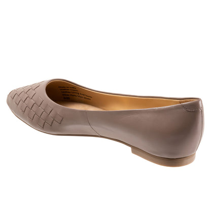Trotters Estee Woven T1769-117 Womens Brown Leather Loafer Flats Shoes