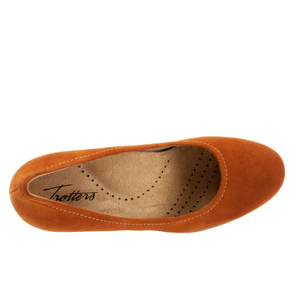 Trotters Winnie T1965-220 Womens Brown Narrow Leather Wedges Heels Shoes