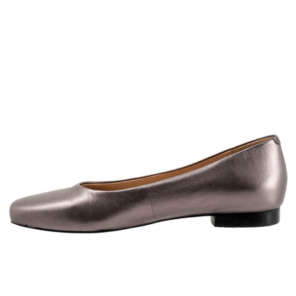 Trotters Honor T2057-033 Womens Gray Leather Slip On Ballet Flats Shoes