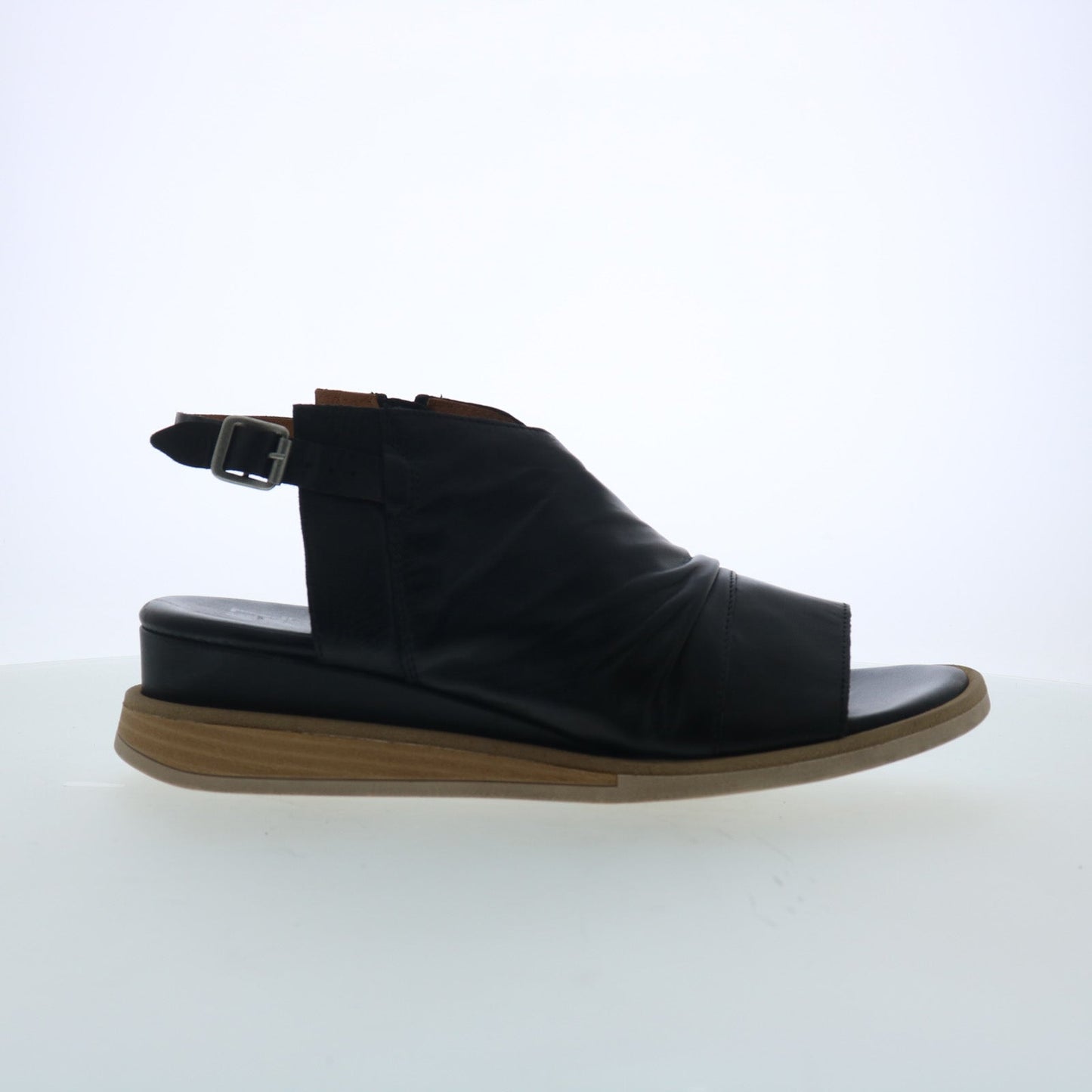 Miz Mooz Conor Womens Black Leather Hook & Loop Slingback Sandals Shoes