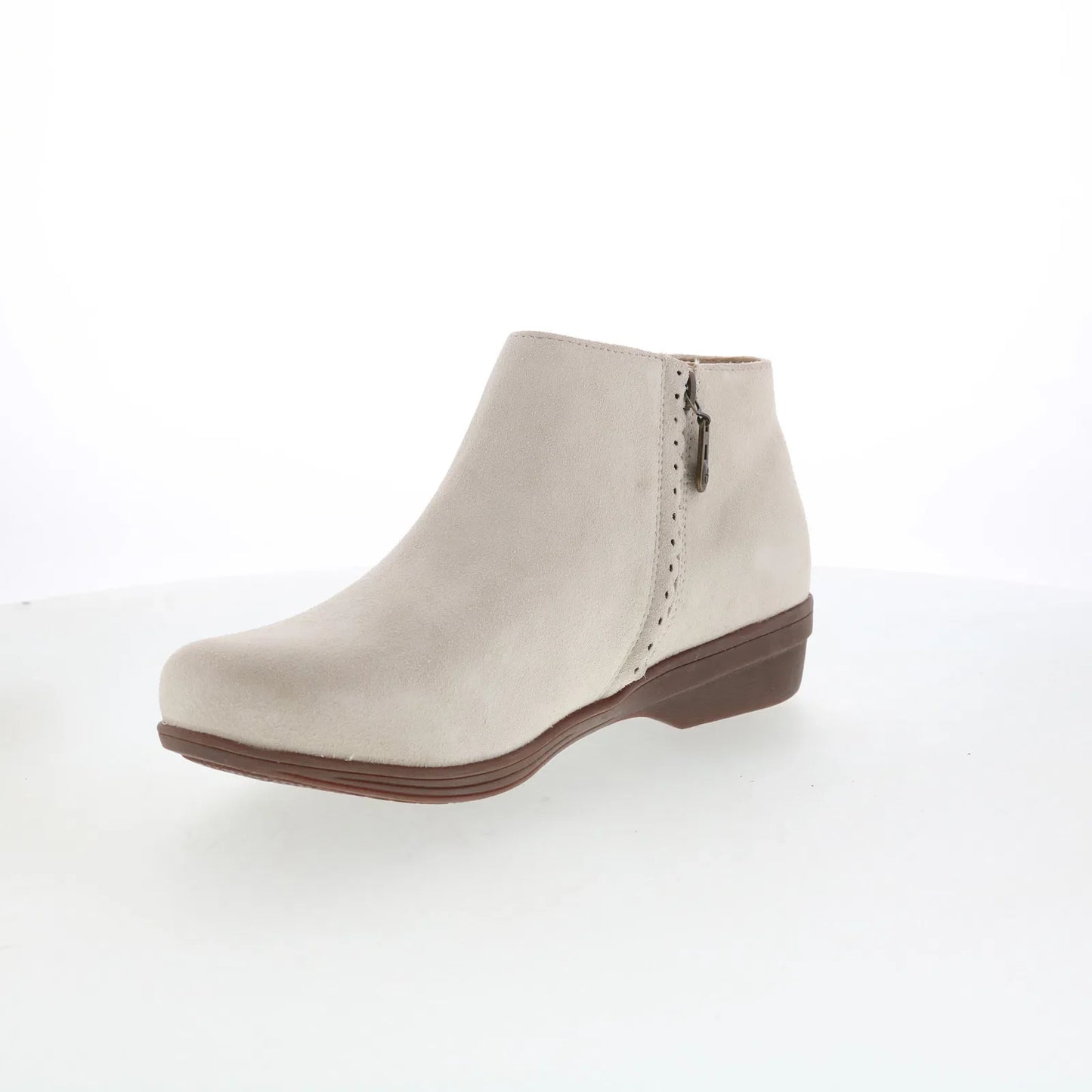 Spenco Manor Boot SP1045CRM Womens Beige Wide Suede Ankle & Booties Boots