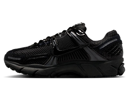 Women's Nike Zoom Vomero 5 in Black