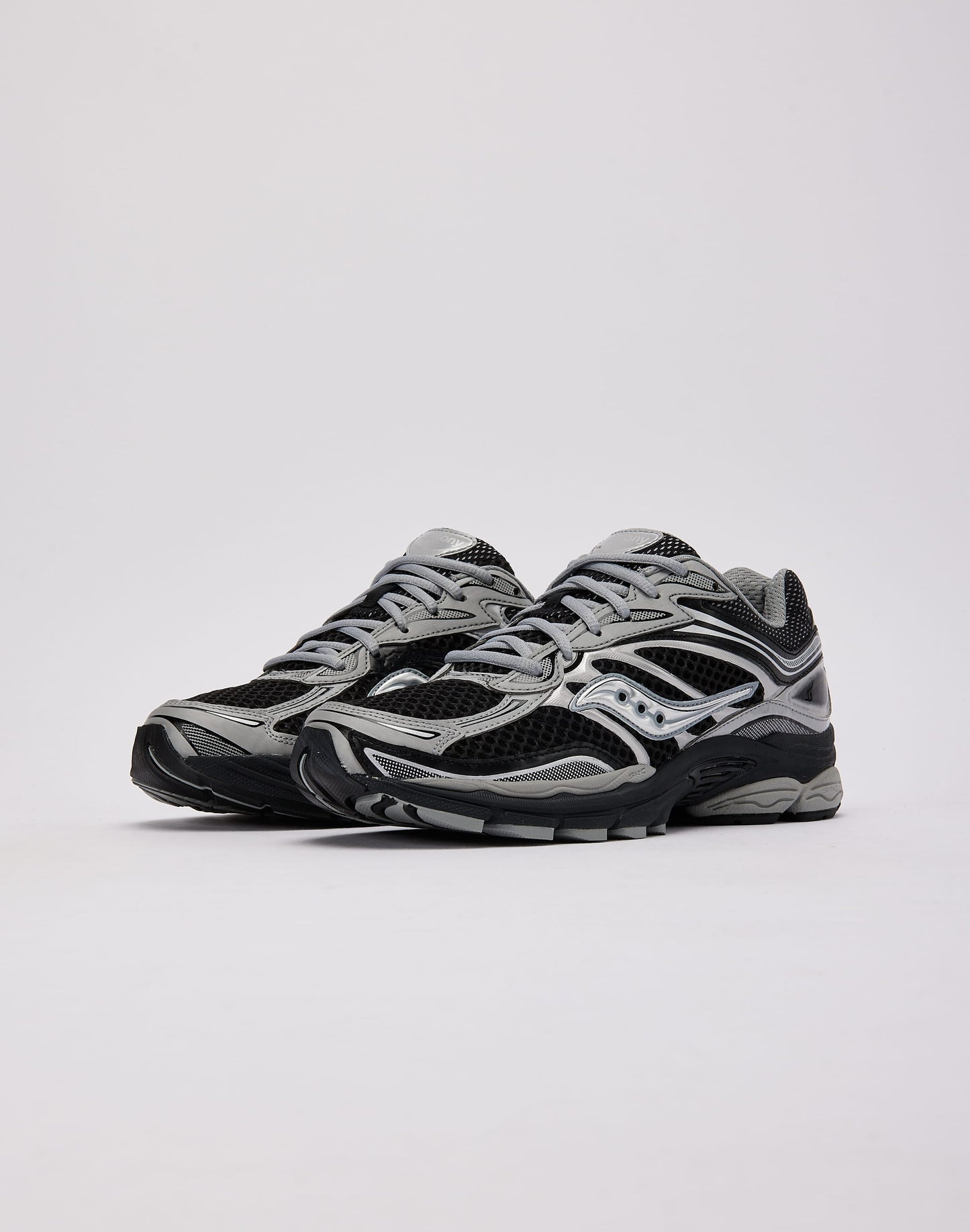 Saucony ProGrid Omni 9
