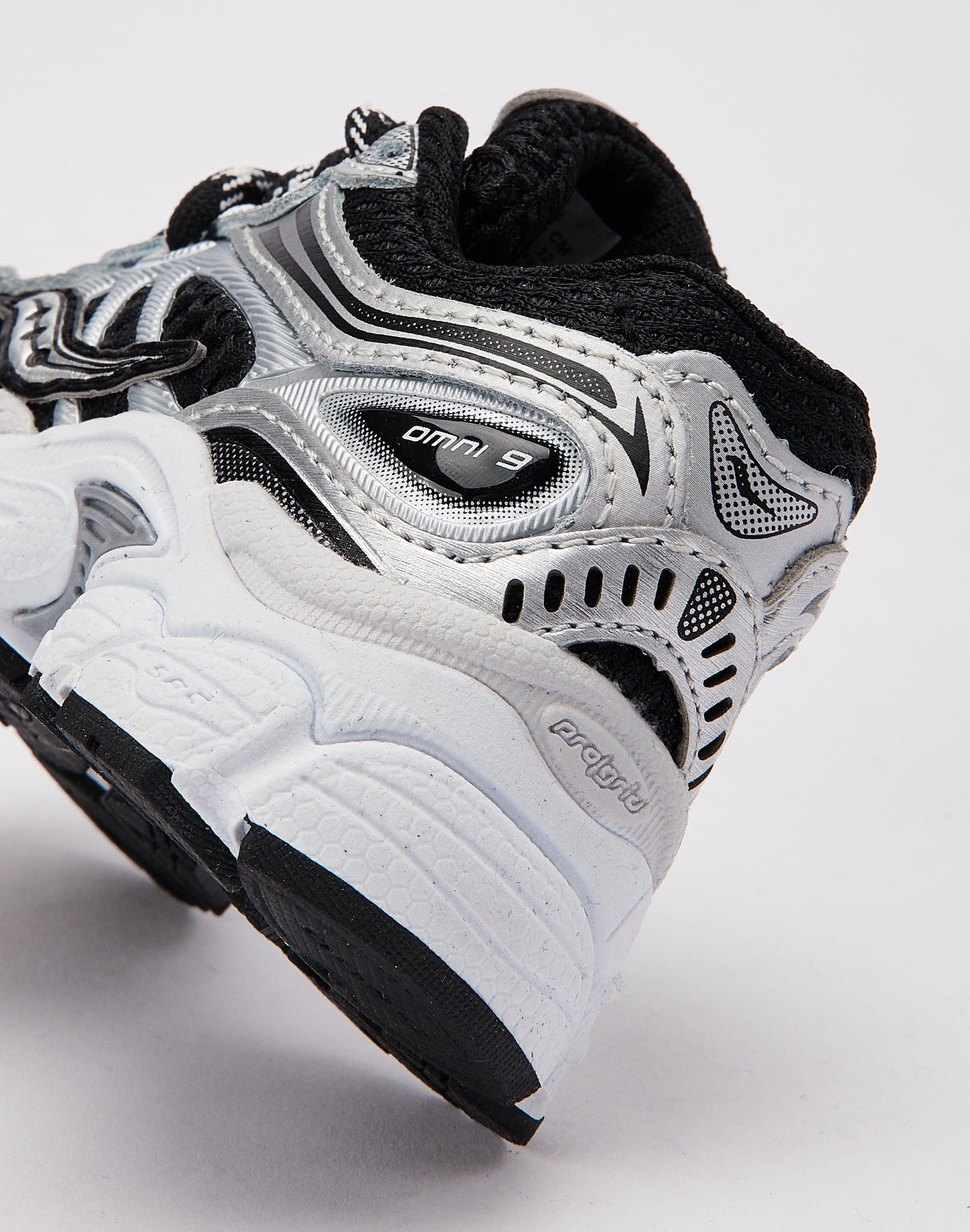 Saucony  Omni 9 Infant