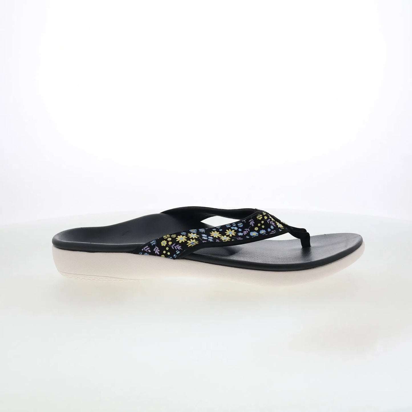 Spenco Yumi Dainty Floral SP1128BLK Womens Black Flip-Flops Sandals Shoes